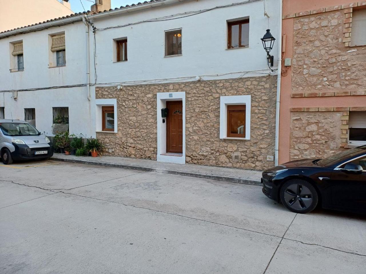 Kitsch Apartment Rasquera Exterior foto